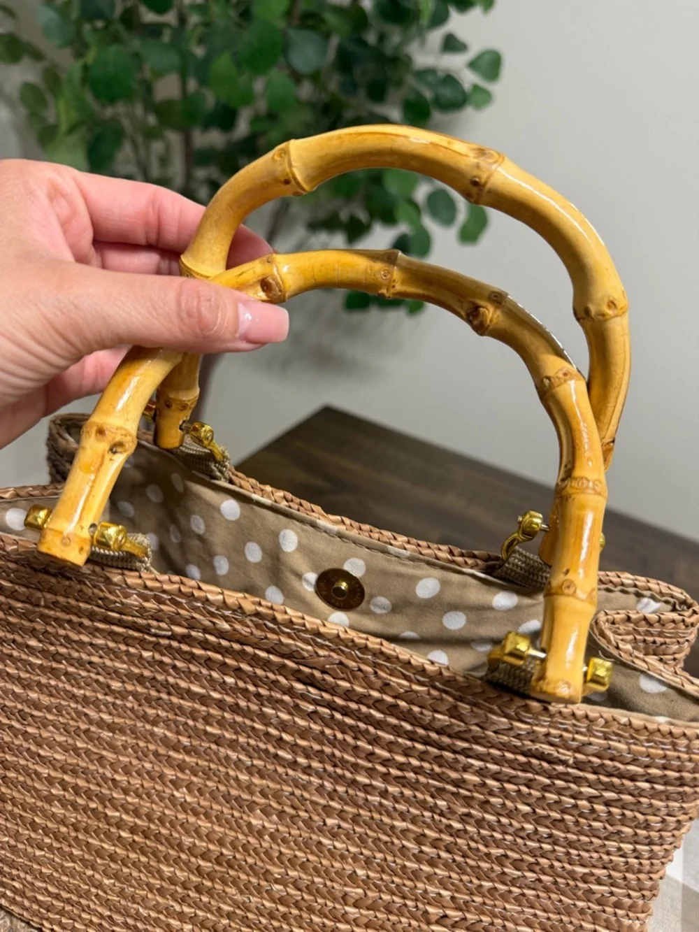 Croft & Barrow Woven Straw small Tote Bag w/ Bamboo Handles - Picture 5 of 10
